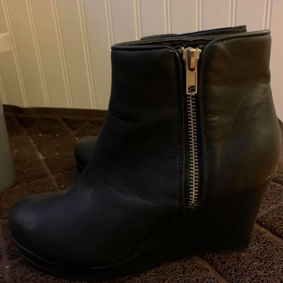 ASOS Wedge Ankle Boots - Picture 3 of 3